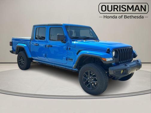 Hydro Blue Pearlcoat 2022 Jeep Gladiator Sport