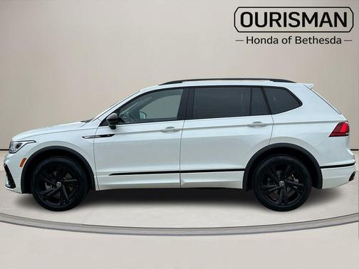 Opal White Pearl Effect 2024 Volkswagen Tiguan 2.0T SE R-Line Black