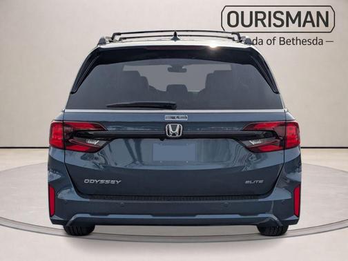 Still Night Pearl 2026 Honda Odyssey Elite