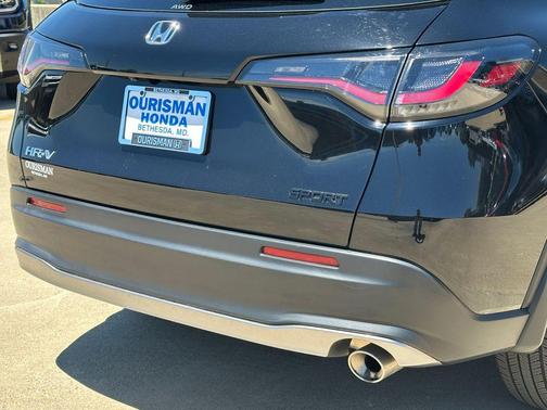 Crystal Black Pearl 2023 Honda HR-V Sport