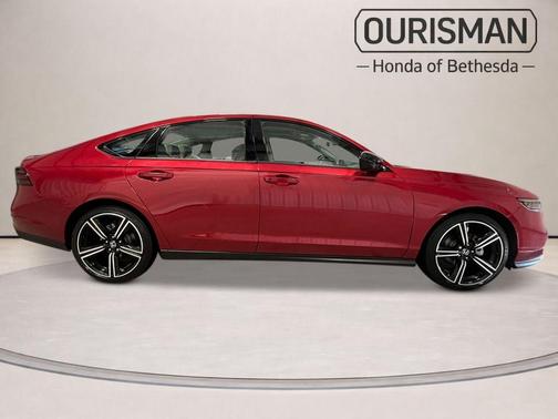 Radiant Red Metallic 2026 Honda Accord SE