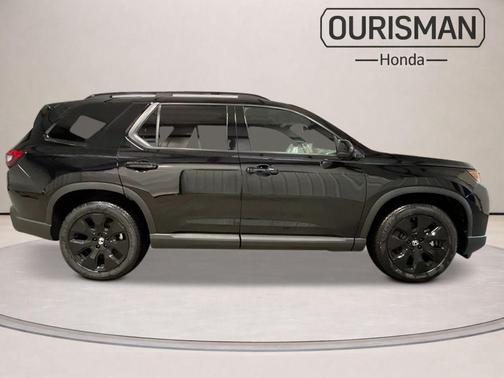 Crystal Black Pearl 2026 Honda Pilot Black Edition