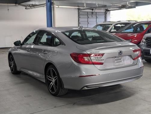 2022 Honda Accord Hybrid Touring