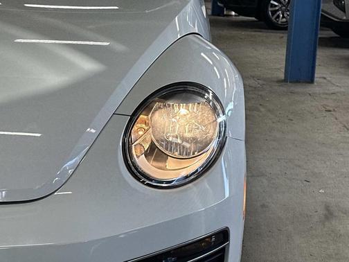 2017 Volkswagen Beetle 1.8T SE