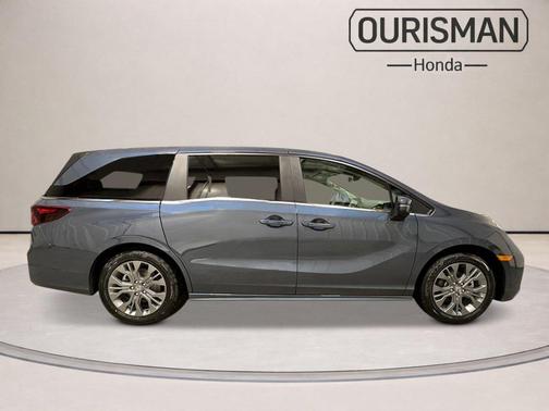 Smoke 2027 Honda Odyssey Touring