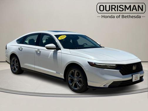 White 2024 Honda Accord EX