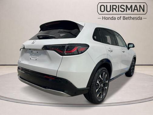 Platinum White Pearl 2026 Honda HR-V EX-L