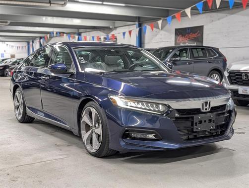 2019 Honda Accord Touring 2.0T