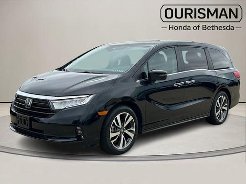 Black 2024 Honda Odyssey Touring