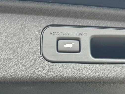 Black 2024 Honda Odyssey Touring