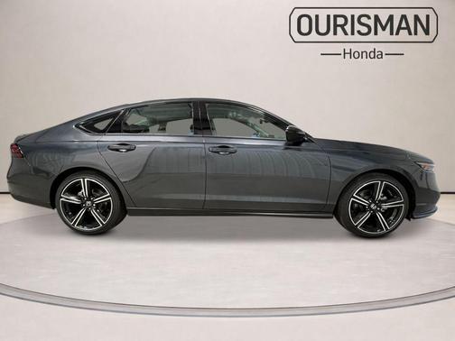 Meteorite Gray 2026 Honda Accord SE