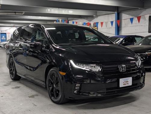 2023 Honda Odyssey Sport