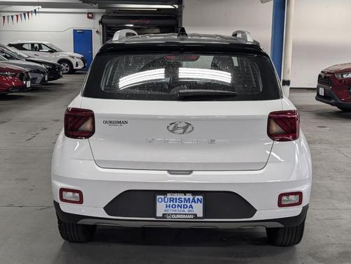 2022 Hyundai VENUE Limited