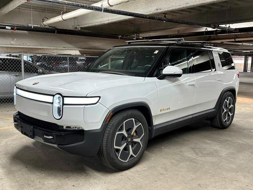 2024 Rivian R1S Adventure Quad Motor Large Pack