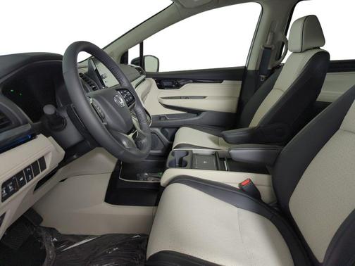 Still Night Pearl 2026 Honda Odyssey Elite