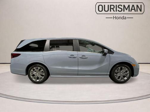 Sonic Blue 2027 Honda Odyssey Touring