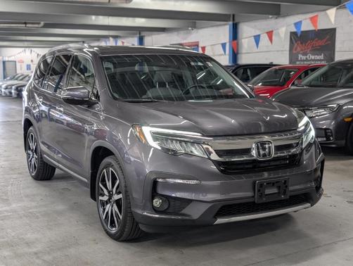 2020 Honda Pilot Touring 8-Passenger