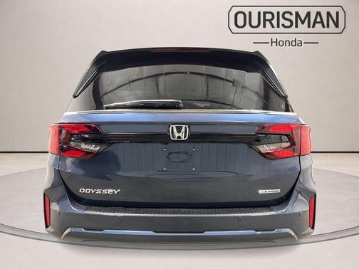 Still Night Pearl 2026 Honda Odyssey Touring