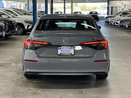 2024 Honda Civic Touring