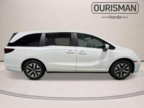 Platinum White Pearl 2026 Honda Odyssey EX-L