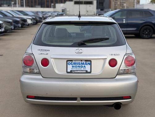 2003 Lexus IS 300 SportCross