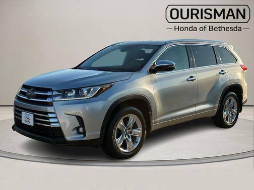 Celestial Silver Metallic 2019 Toyota Highlander Limited
