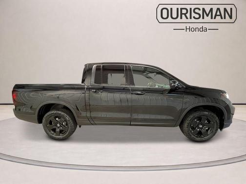 Black 2026 Honda Ridgeline Black Edition