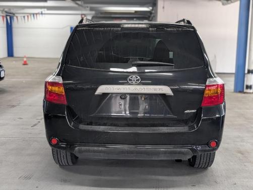 2010 Toyota Highlander Sport