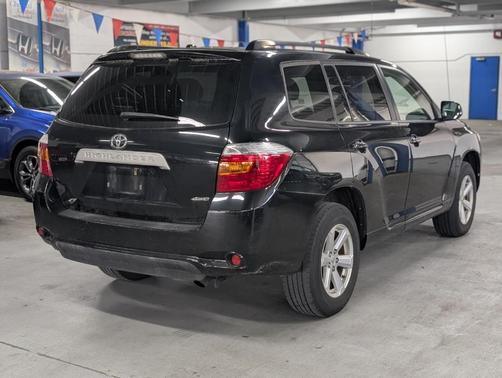 2010 Toyota Highlander Sport