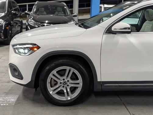 2021 Mercedes-Benz GLA 250 Base 4MATIC