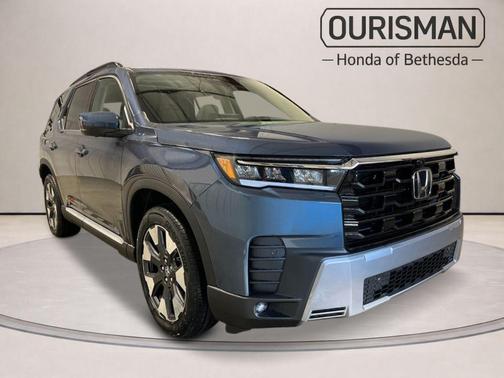 Smoke 2026 Honda Pilot Touring