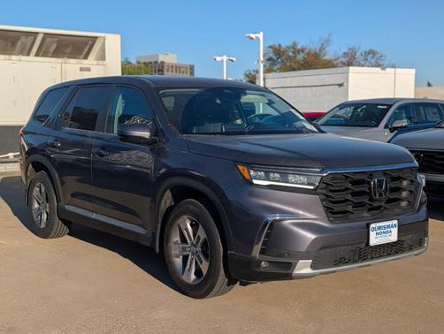 Gray 2025 Honda Pilot Sport