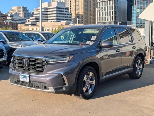 Gray 2025 Honda Pilot Sport