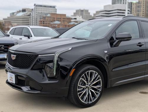 2024 Cadillac XT4 Sport