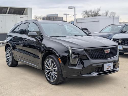 2024 Cadillac XT4 Sport