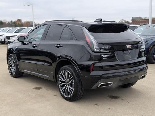 2024 Cadillac XT4 Sport