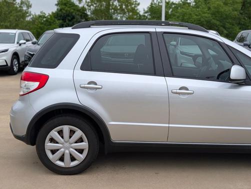 Quicksilver 2010 Suzuki SX4