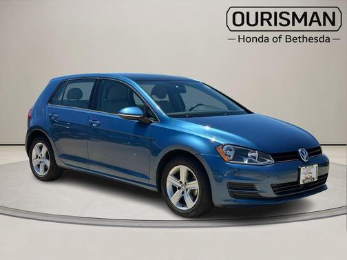 Silk Blue Metallic 2017 Volkswagen Golf TSI Wolfsburg Edition 4-Door