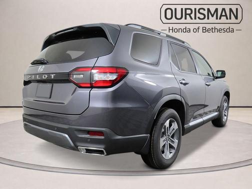 Modern Steel Metallic 2026 Honda Pilot EX-L