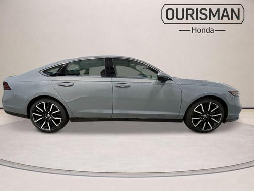 Urban Gray Pearl 2026 Honda Accord Hybrid Touring