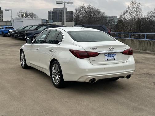 2023 INFINITI Q50 LUXE