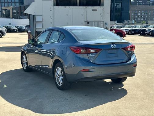 2015 Mazda Mazda3 i Touring