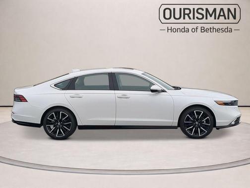 Platinum White Pearl 2026 Honda Accord Hybrid Touring