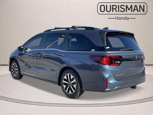 Smoke 2027 Honda Odyssey EX-L