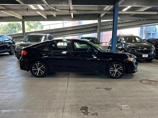 2022 Honda Civic LX