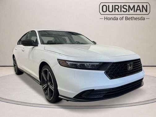 Platinum White Pearl 2026 Honda Accord SE