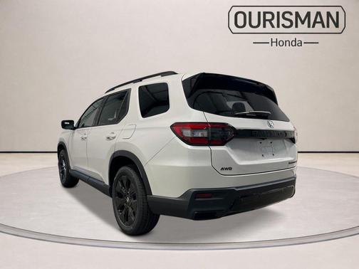 Platinum White 2026 Honda Pilot Black Edition
