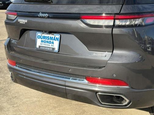 2022 Jeep Grand Cherokee Overland