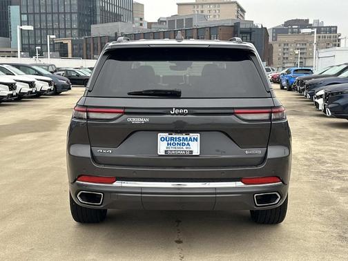 2022 Jeep Grand Cherokee Overland