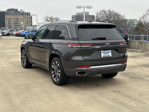 2022 Jeep Grand Cherokee Overland